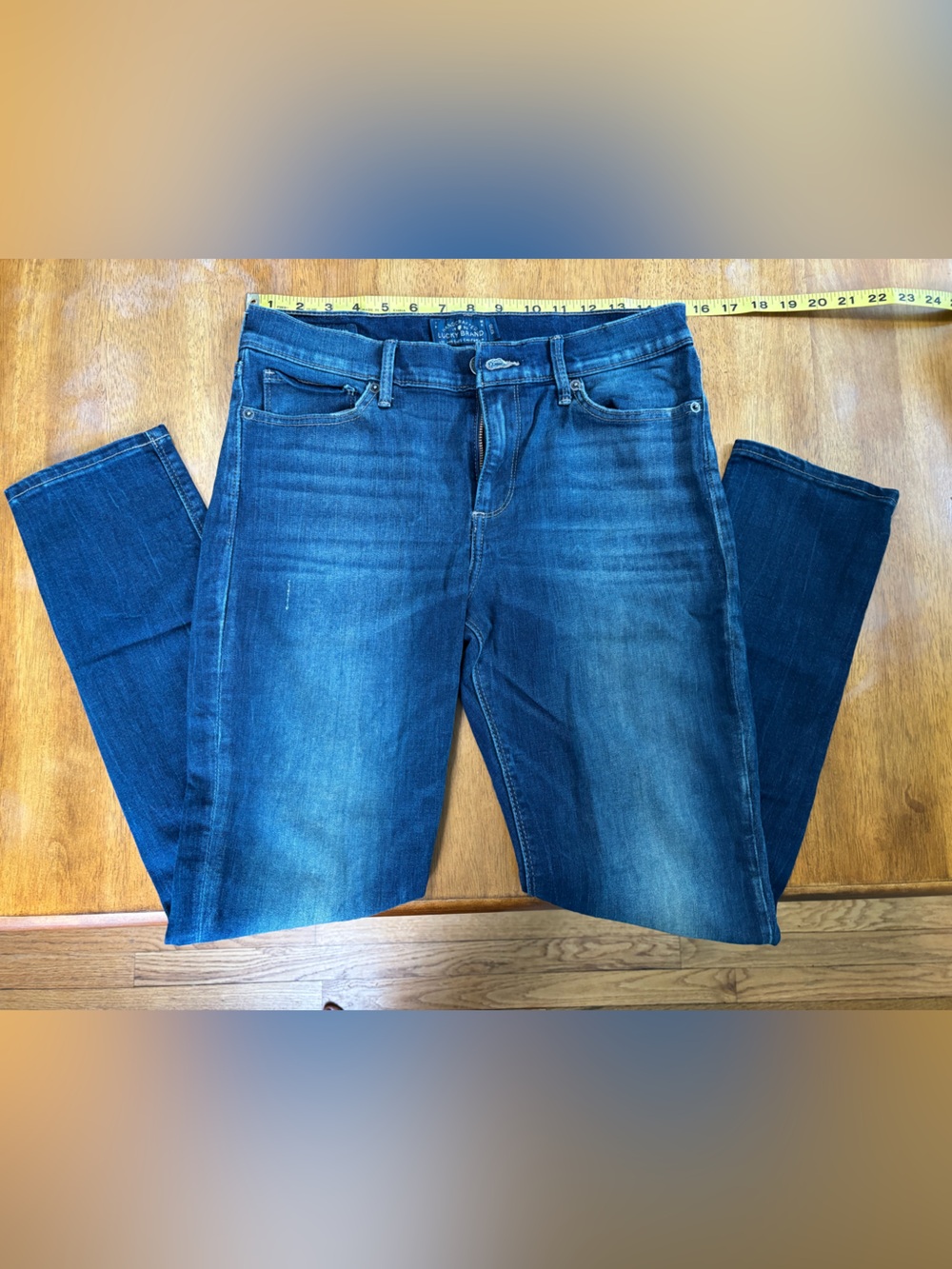 Lucky Brand Classic Dark Blue Straight Leg Jeans size 10